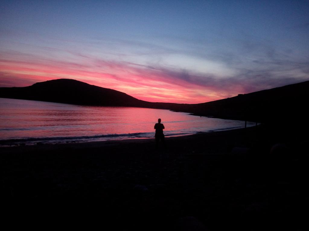 Tramonto Nel Delfini Daire Kini Dış mekan fotoğraf