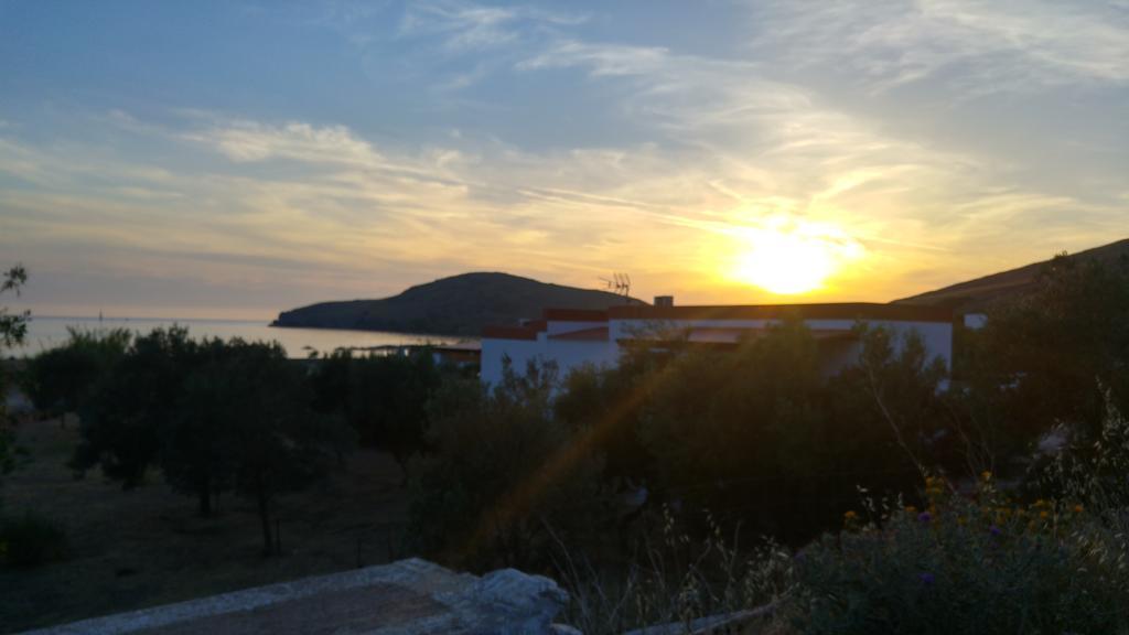 Tramonto Nel Delfini Daire Kini Dış mekan fotoğraf